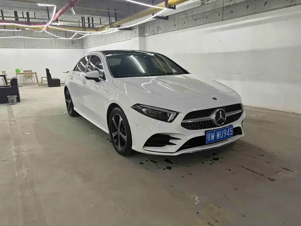 Mercedes-Benz A-Class 2023 из CN, фото 4