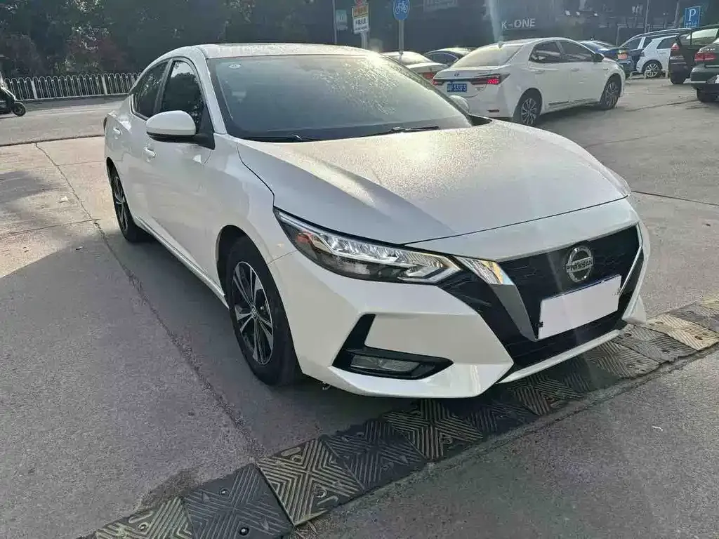 Nissan Sylphy 2023 из CN, фото 3