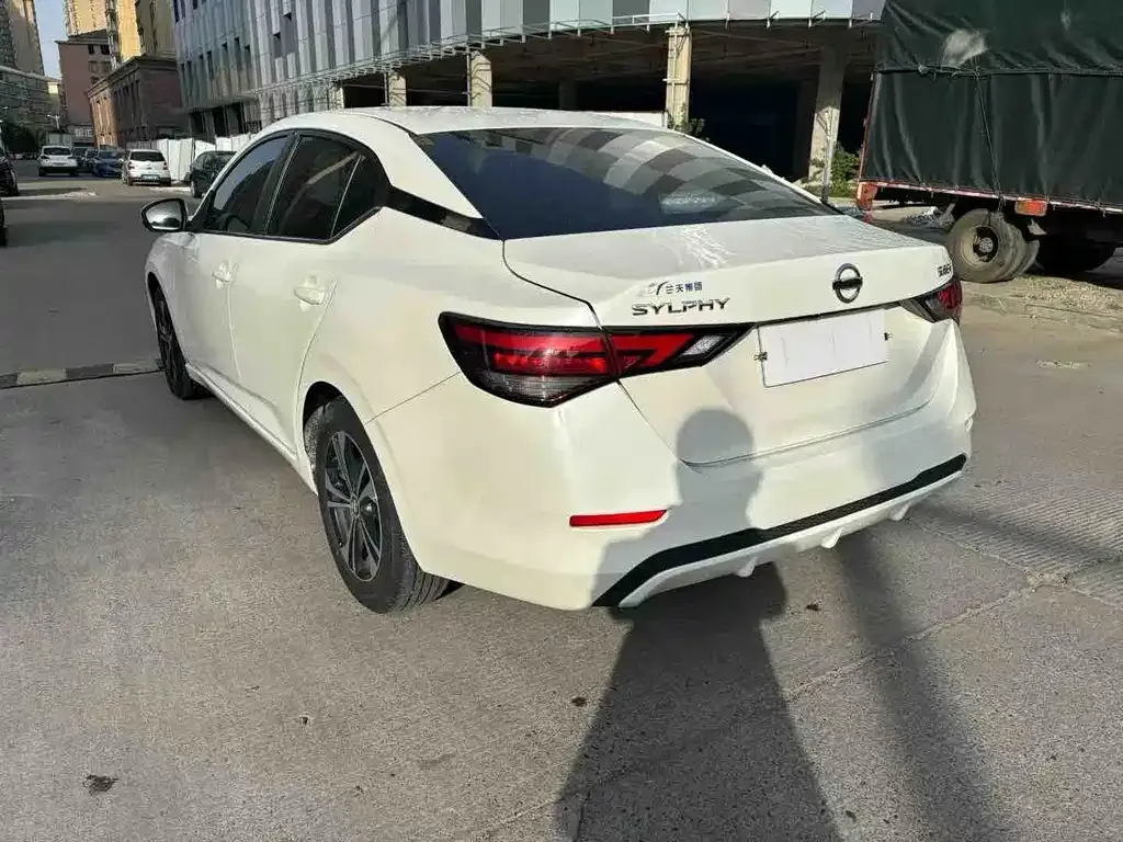 Nissan Sylphy 2023 из CN, фото 9