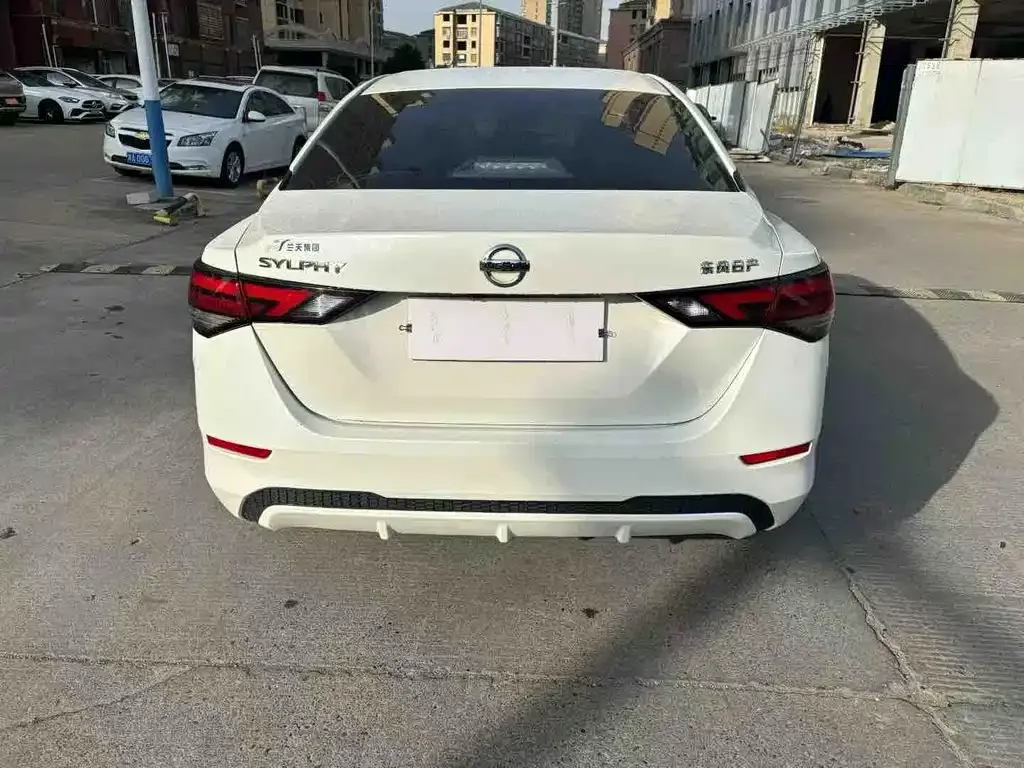 Nissan Sylphy 2023 из CN, фото 8