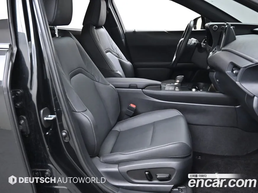 Lexus UX 2025 из KR, фото 5