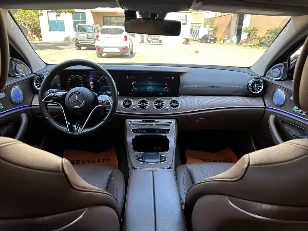 Mercedes-Benz E-Class 2023 из CN, фото 4