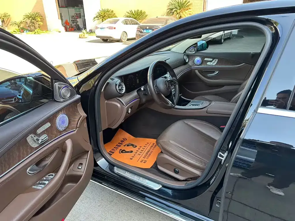 Mercedes-Benz E-Class 2023 из CN, фото 8