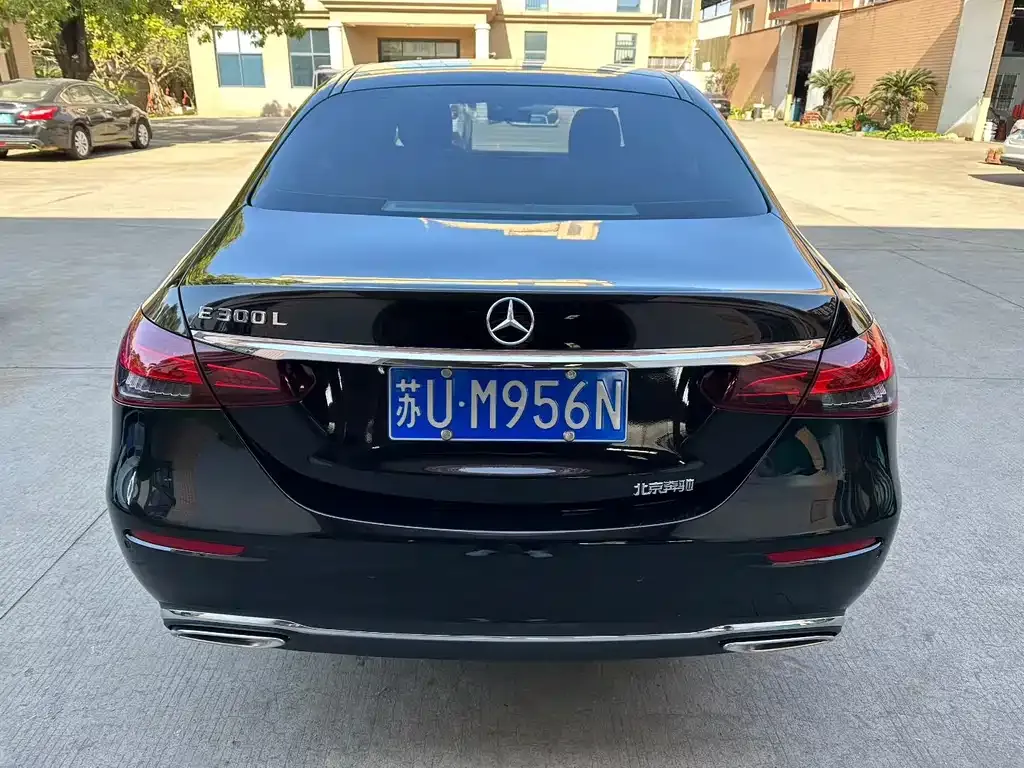 Mercedes-Benz E-Class 2023 из CN, фото 2