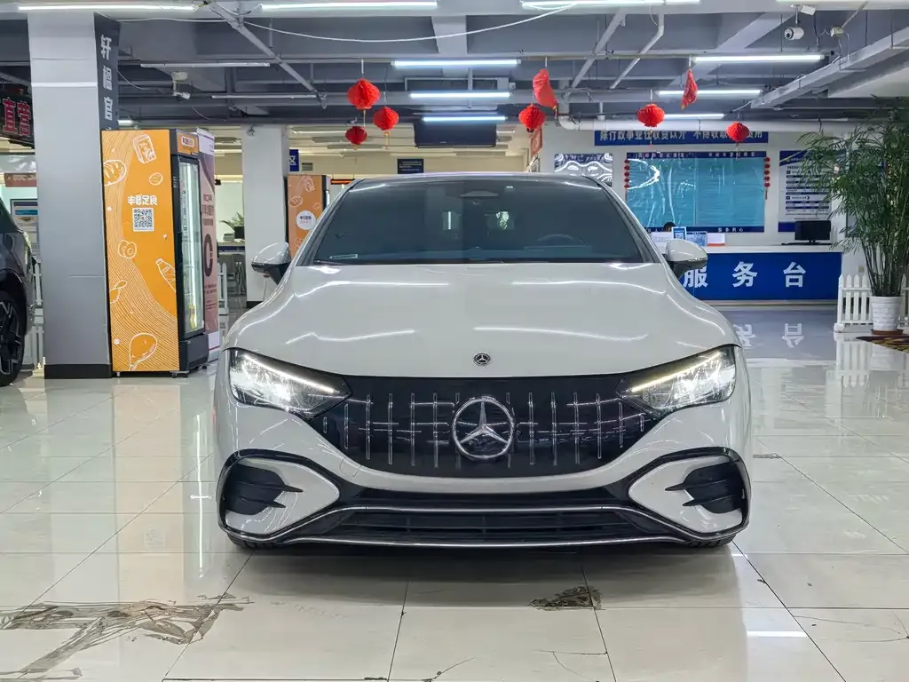 Mercedes-Benz EQE 2023 из CN, фото 3