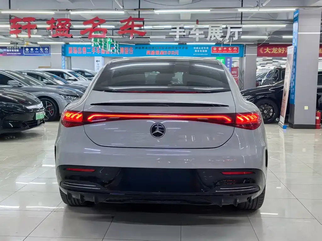Mercedes-Benz EQE 2023 из CN, фото 4