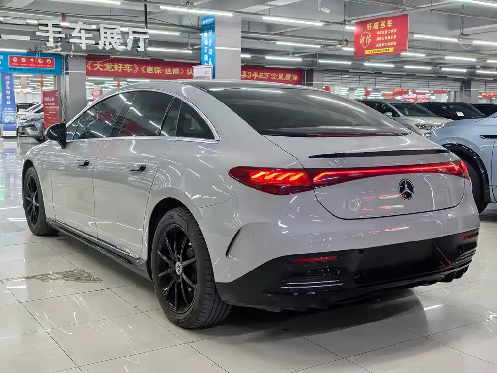 Mercedes-Benz EQE 2023 из CN, фото 8