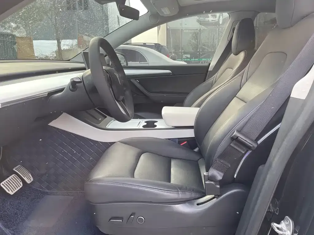 Tesla Model Y 2022 из CN, фото 5