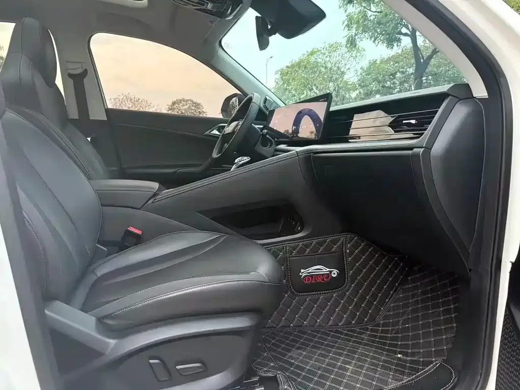 Roewe RX5 2023 из CN, фото 8