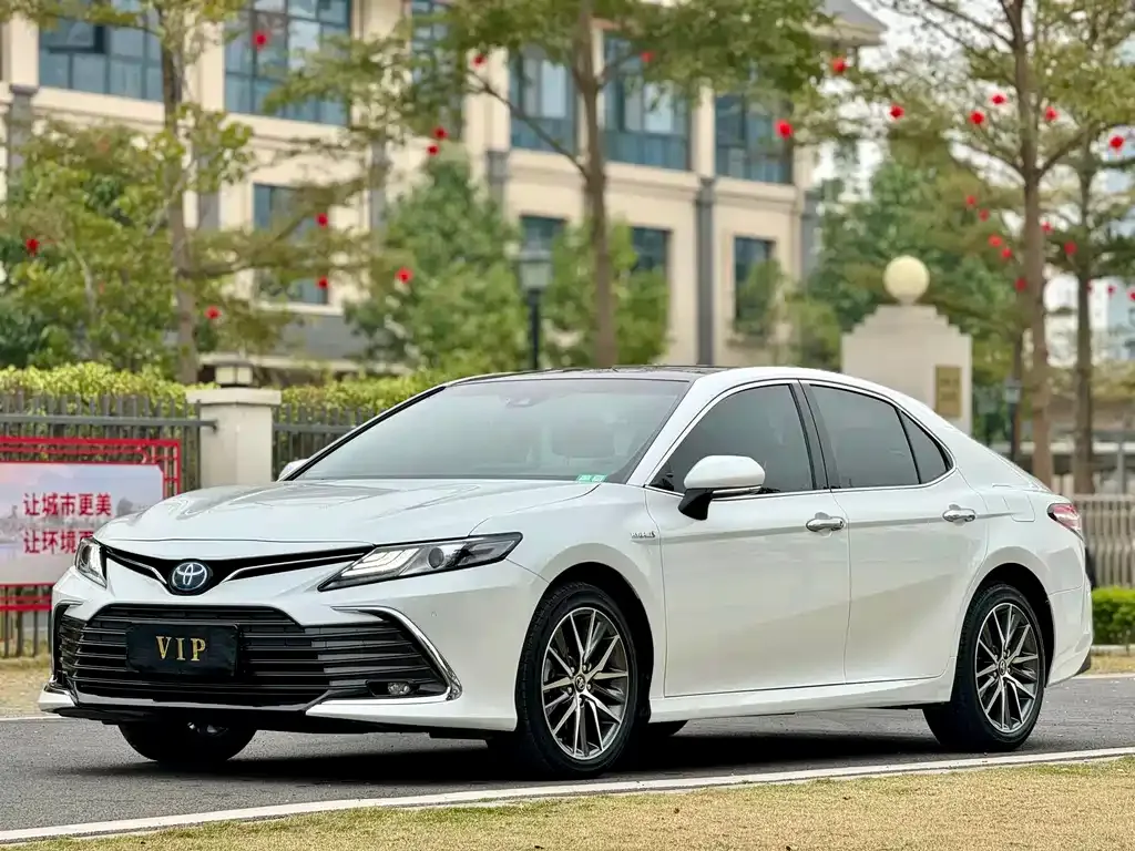 Toyota Camry 2022 из CN, фото 1