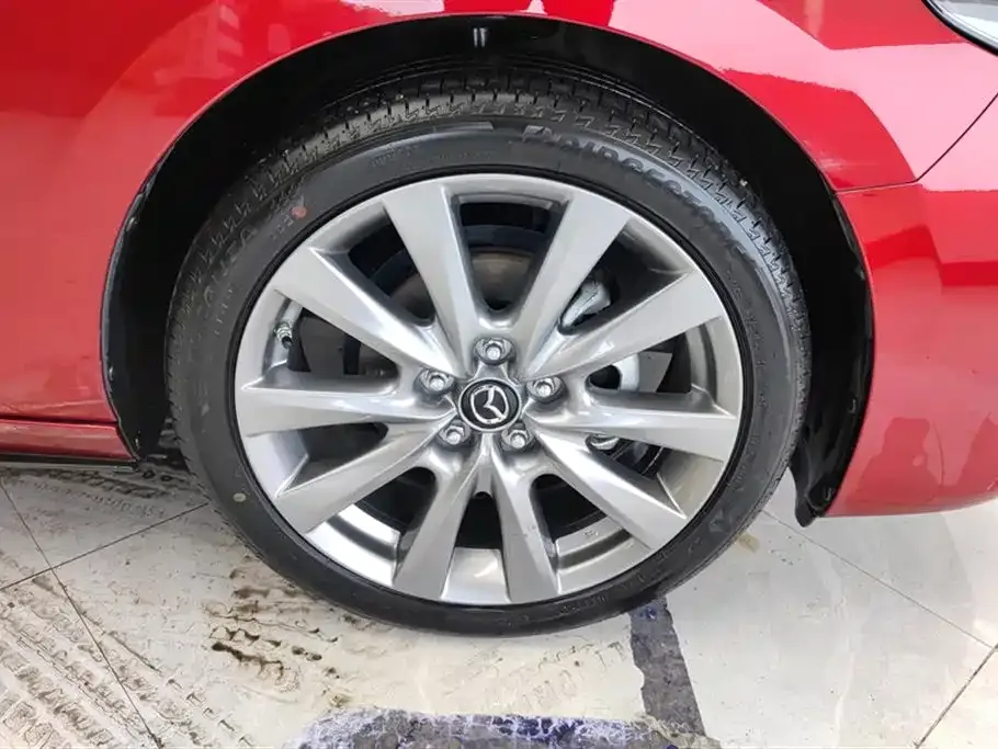 Mazda 3 Axela 2023 из CN, фото 10