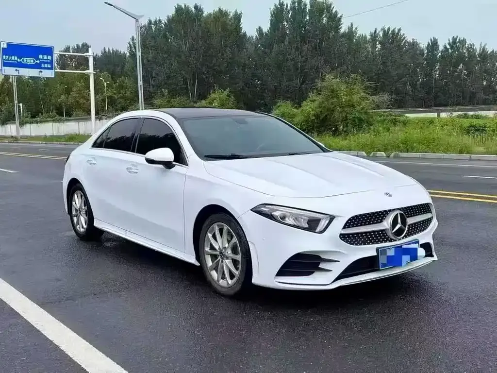 Mercedes-Benz A-Class — фото 1