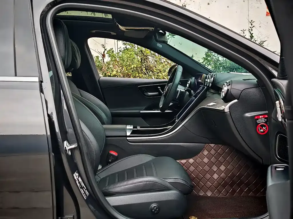 Mercedes-Benz C-Class 2024 из CN, фото 3