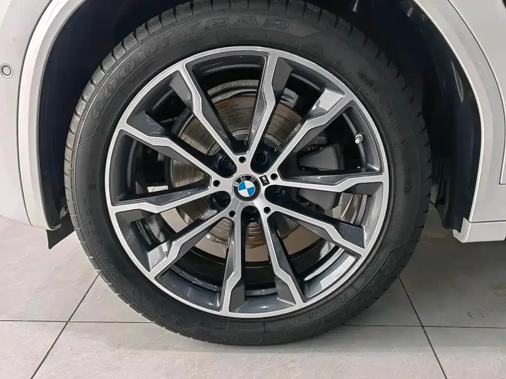 BMW X3 2023 из CN, фото 2