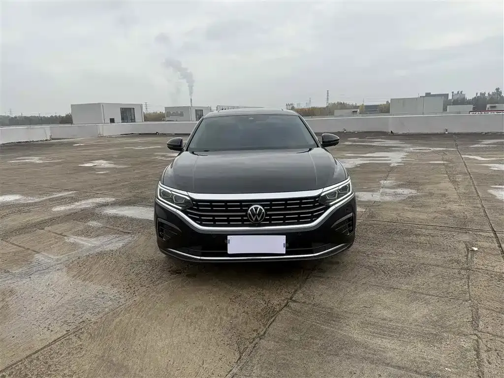 Volkswagen Passat 2023 из CN, фото 3