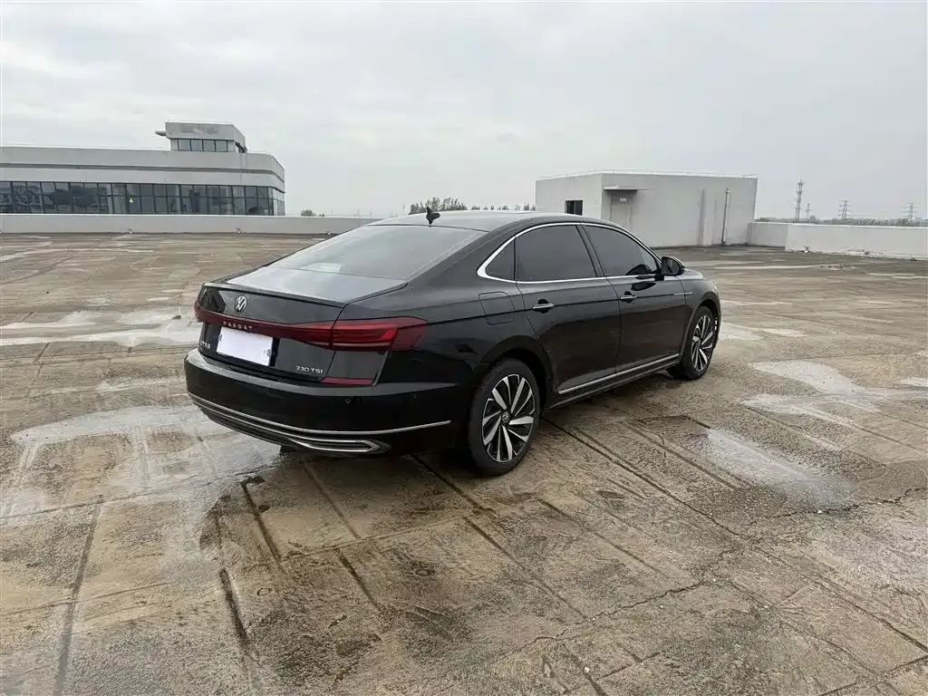 Volkswagen Passat 2023 из CN, фото 8