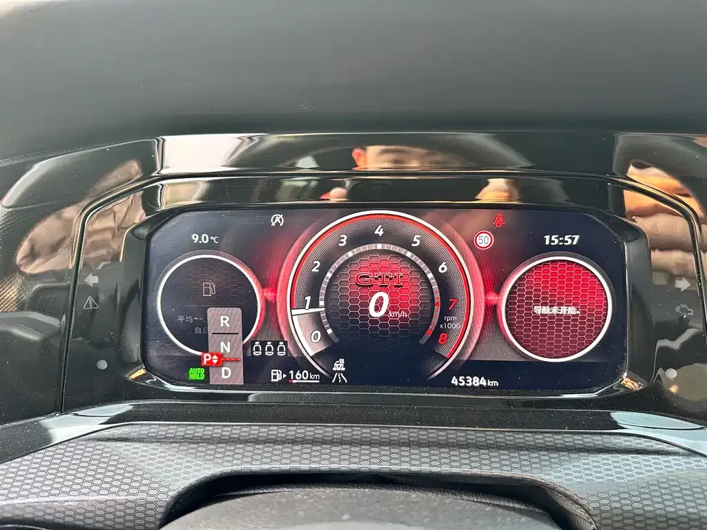 Volkswagen Golf GTI 2023 из CN, фото 2