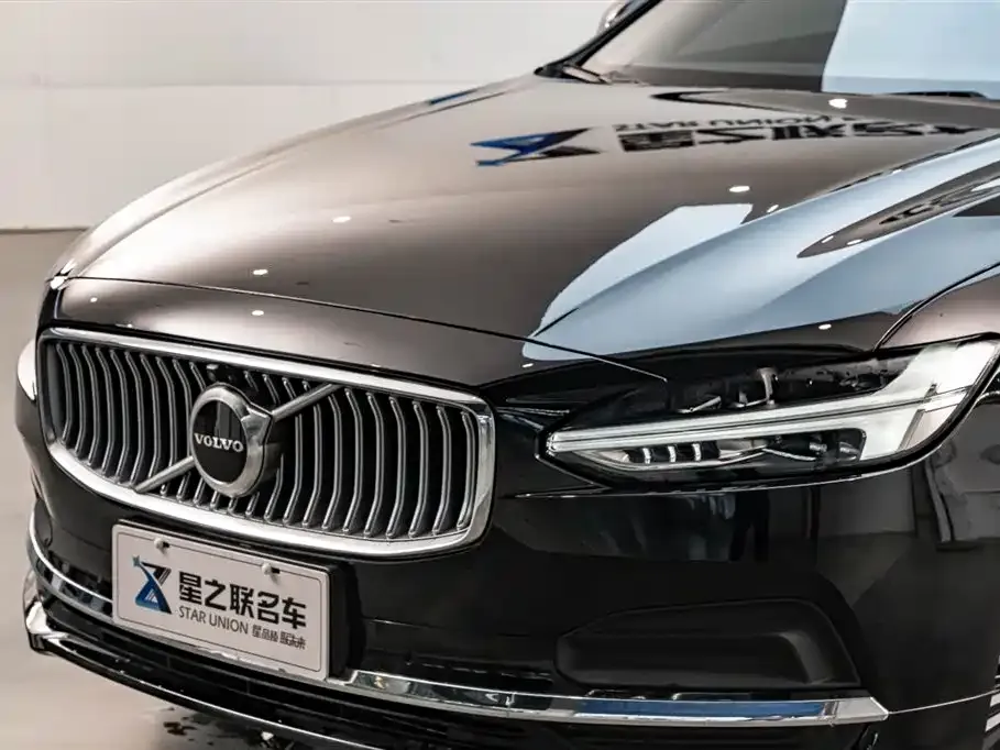 Volvo S90 2025 из CN, фото 5