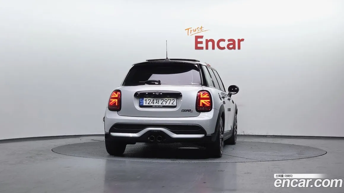 Mini Cooper 2023 из KR, фото 3