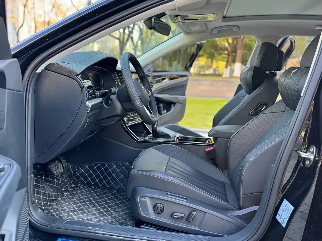 Volkswagen Passat 2025 из CN, фото 6