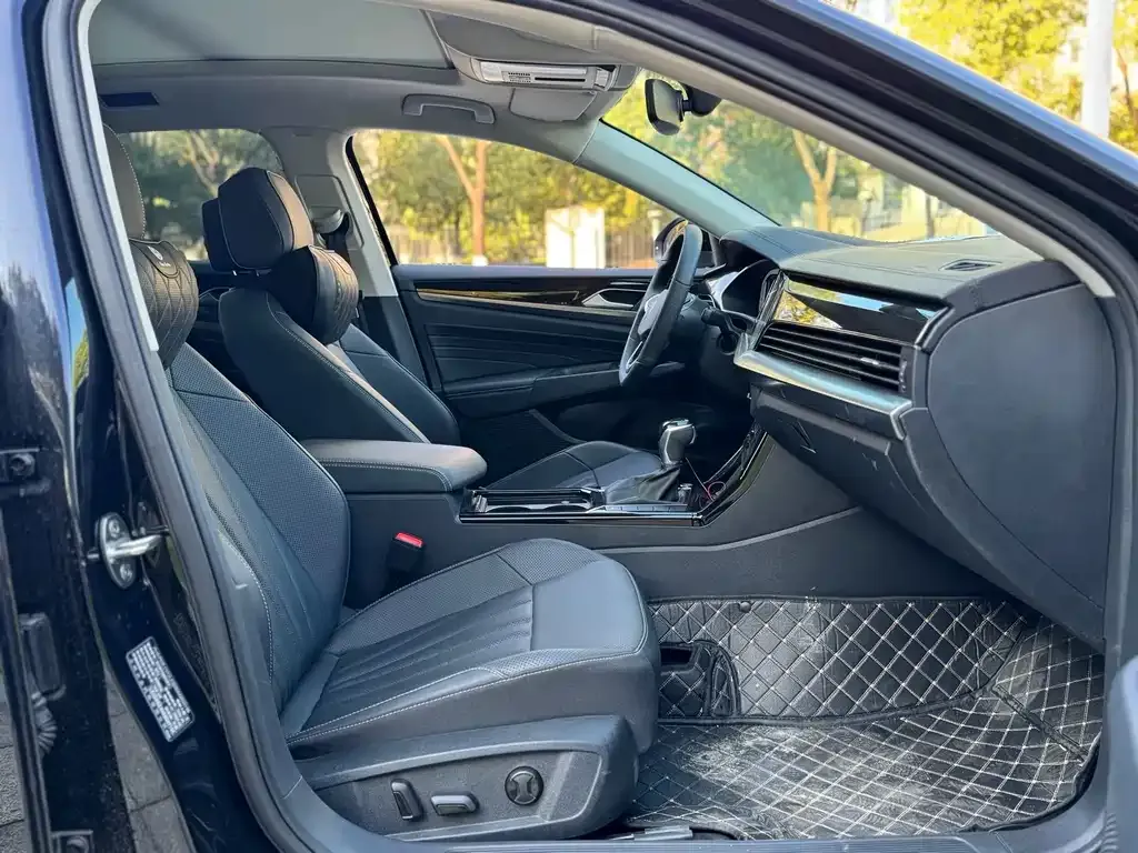Volkswagen Passat 2025 из CN, фото 9