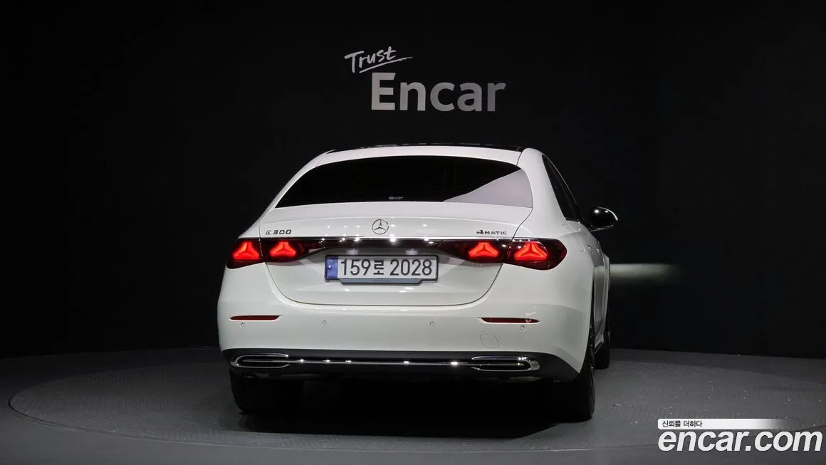 Mercedes-Benz E-Class 2024 из KR, фото 2