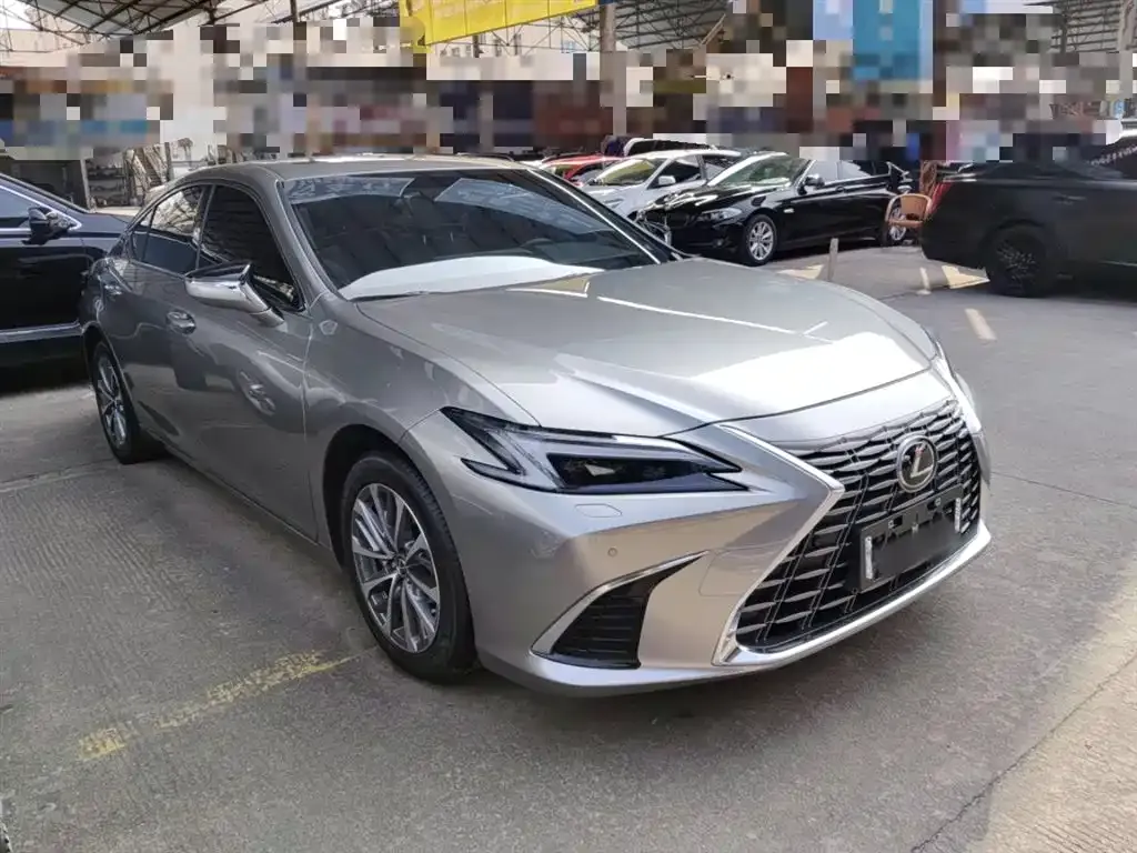 Lexus ES 2025 из CN, фото 8