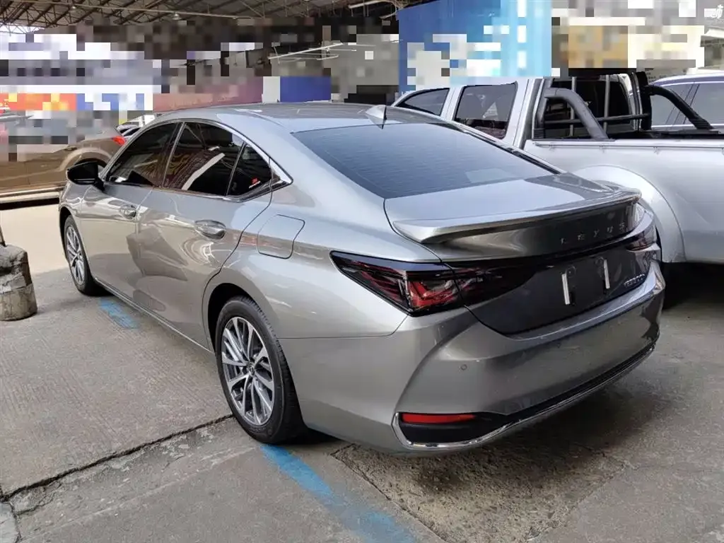 Lexus ES 2025 из CN, фото 4