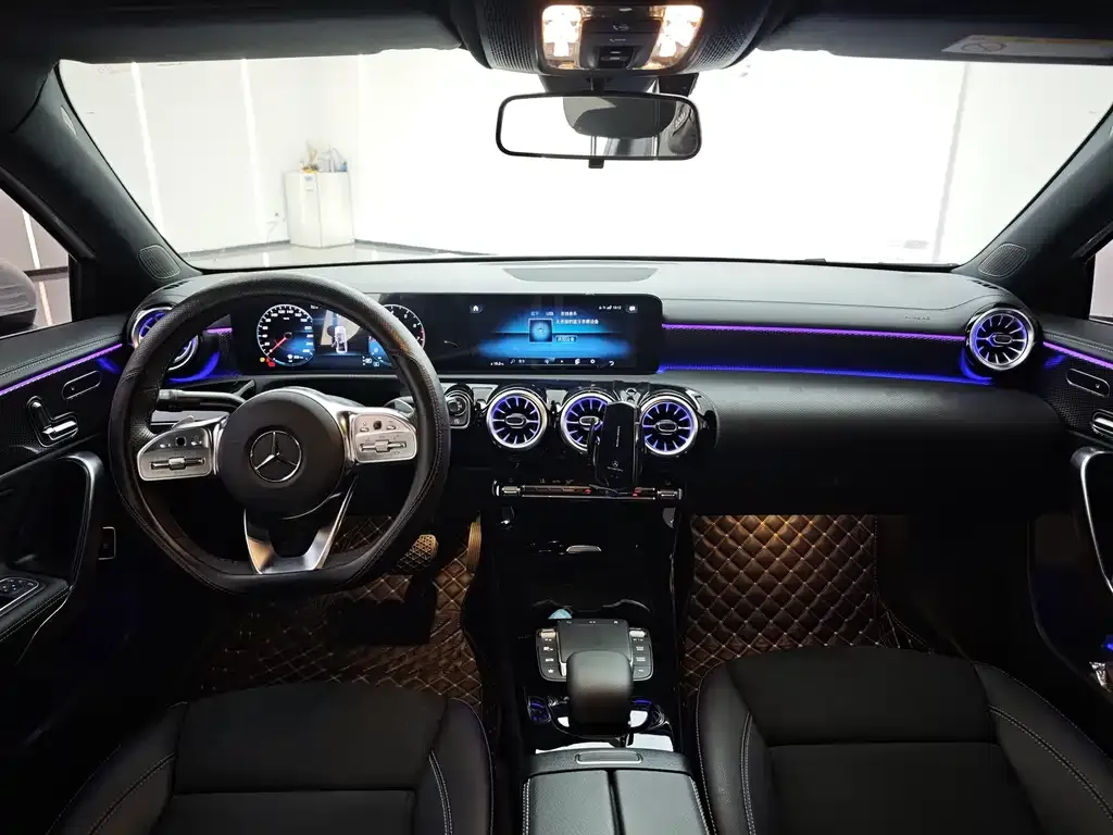 Mercedes-Benz A-Class 2023 из CN, фото 7