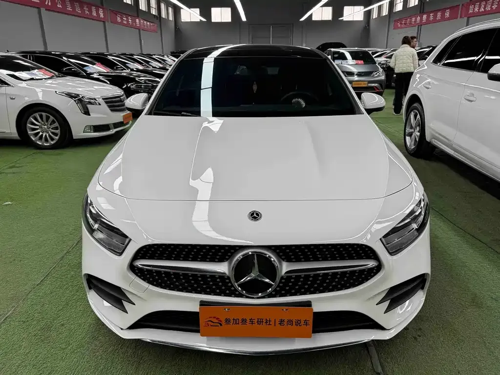 Mercedes-Benz A-Class 2023 из CN, фото 3