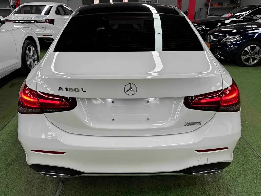 Mercedes-Benz A-Class 2023 из CN, фото 6