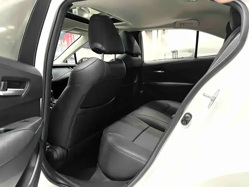 Toyota Corolla 2022 из CN, фото 5