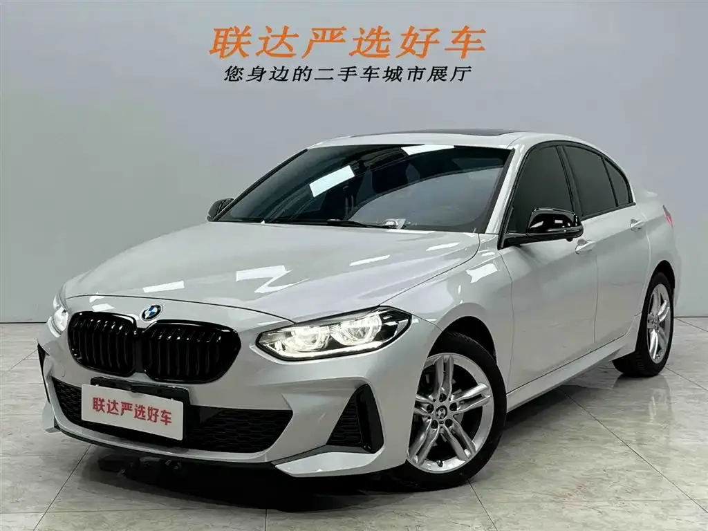 BMW 1 Series 2023 из CN, фото 1