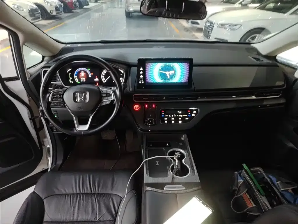 Honda Elysion 2023 из CN, фото 6