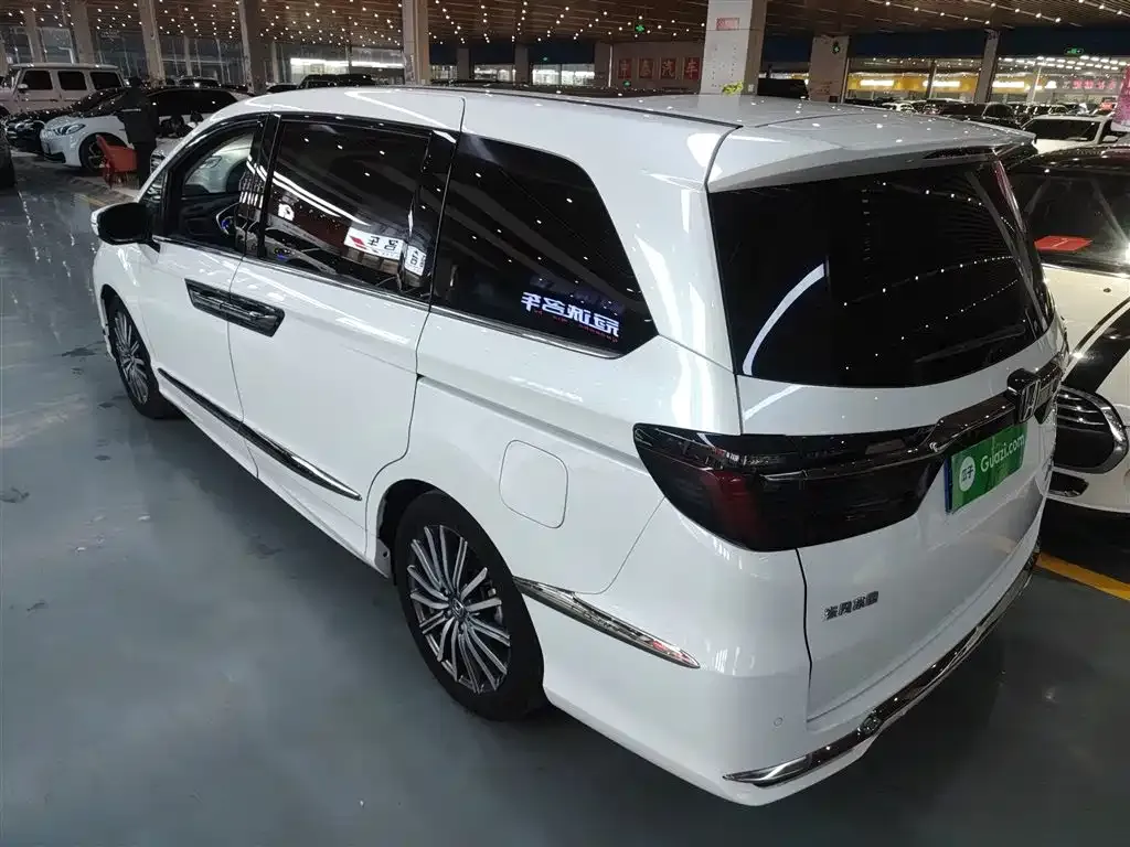 Honda Elysion 2023 из CN, фото 9