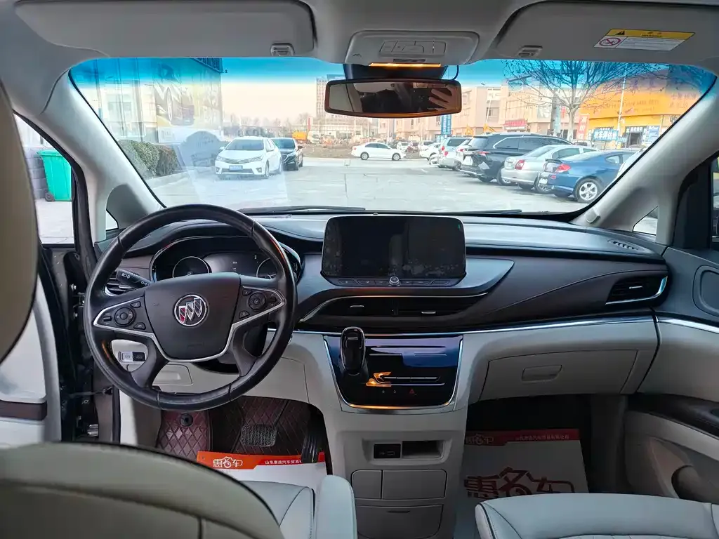 Buick GL8 2023 из CN, фото 2