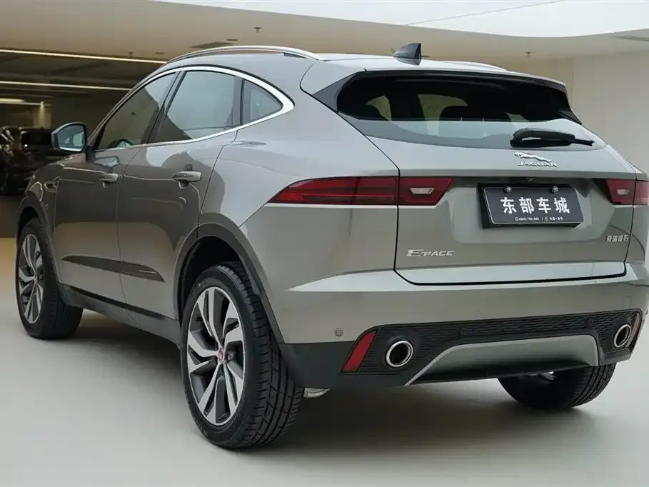 Jaguar E-PACE 2023 из CN, фото 2