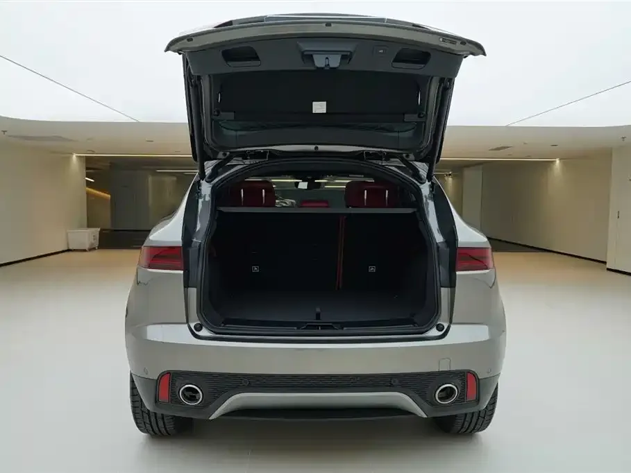 Jaguar E-PACE 2023 из CN, фото 8