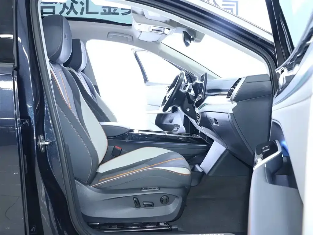Volkswagen ID.6 Crozz 2023 из CN, фото 6