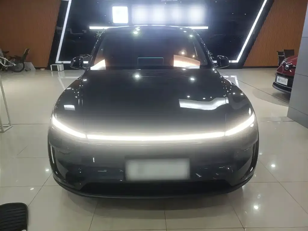 Tesla Model Y 2025 из CN, фото 2