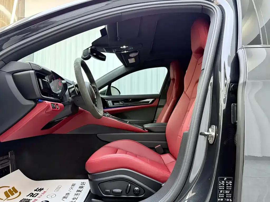 Porsche Panamera 2025 из CN, фото 9