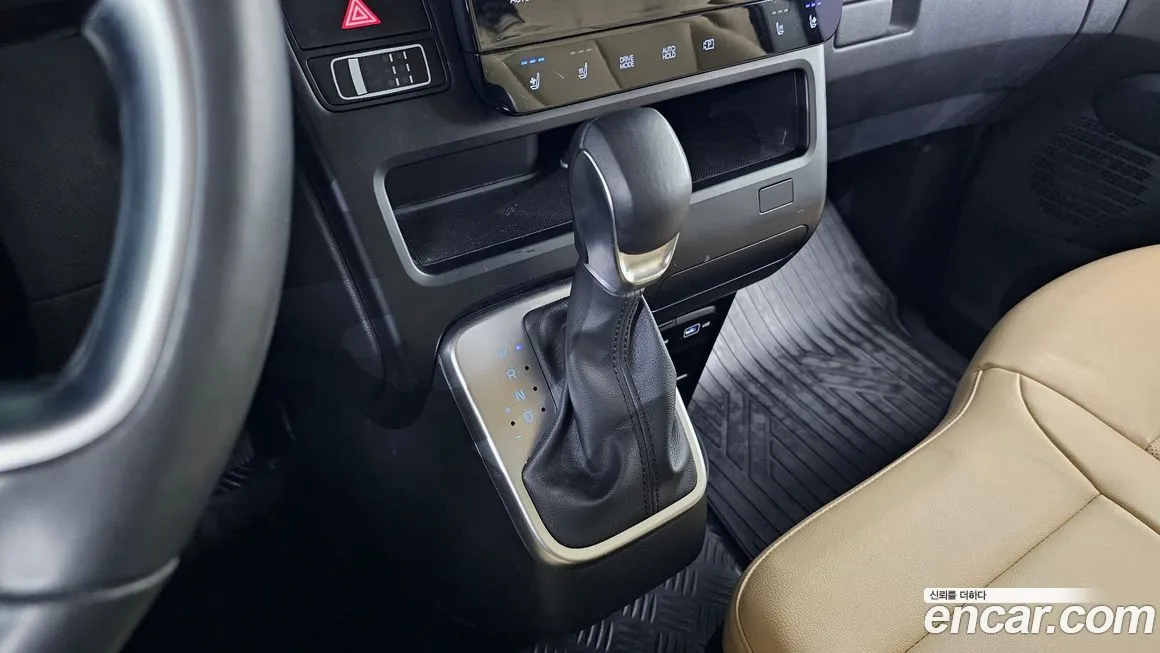 Hyundai Staria 2023 из KR, фото 5