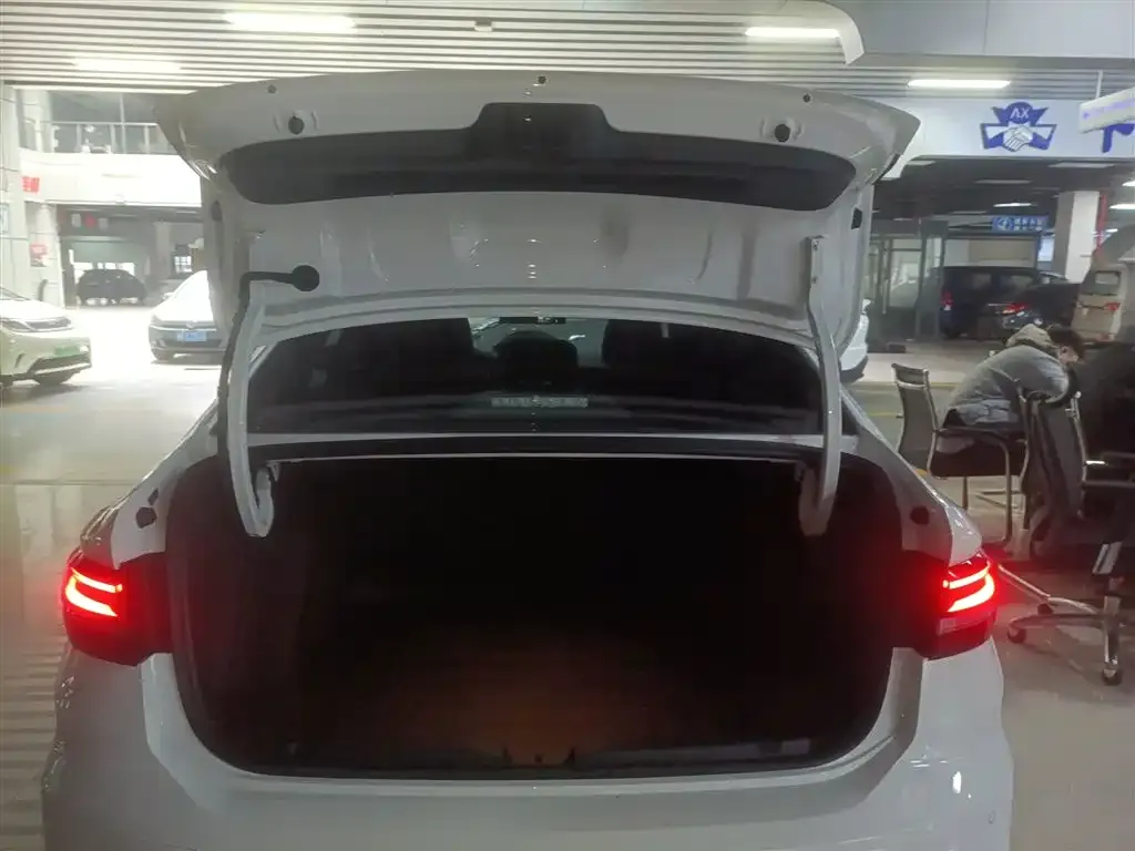 Volkswagen Lavida 2025 из CN, фото 5