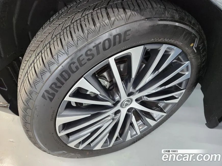 Lexus RX 2025 из KR, фото 3