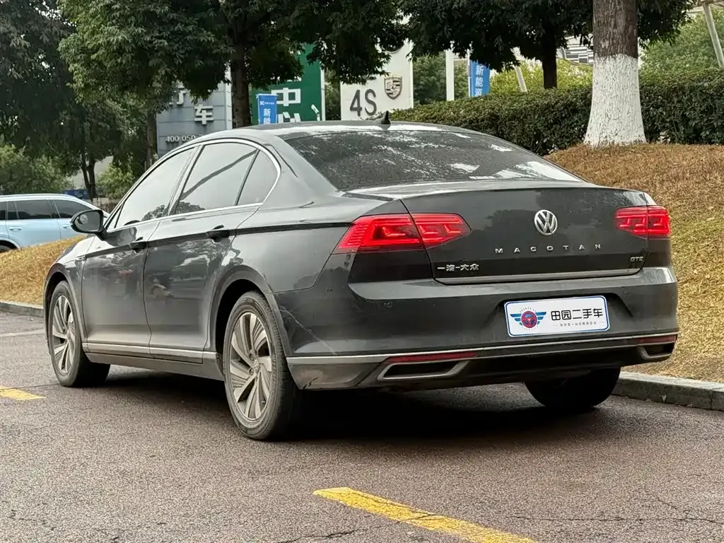 Volkswagen Magotan GTE PHEV 2021 из CN, фото 9
