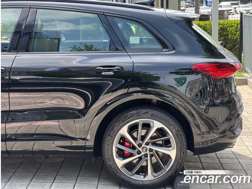 Audi Q5 2025 из KR, фото 6