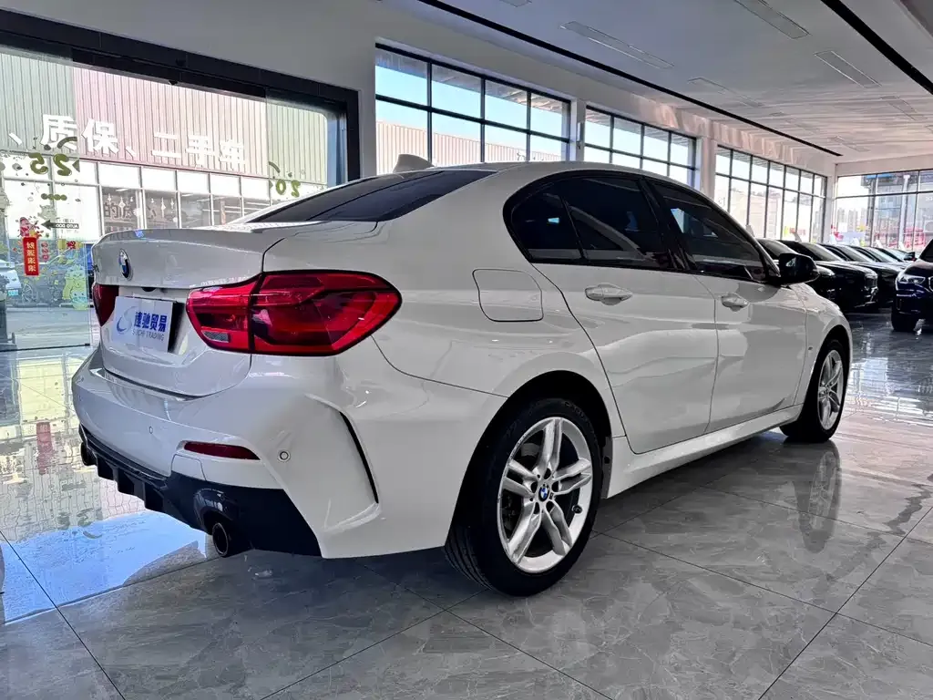 BMW 1 Series 2022 из CN, фото 10