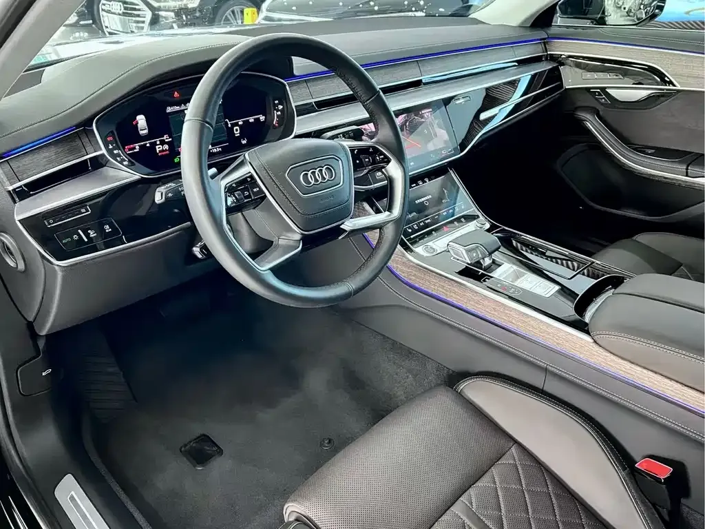 Audi A8 2024 из CN, фото 3