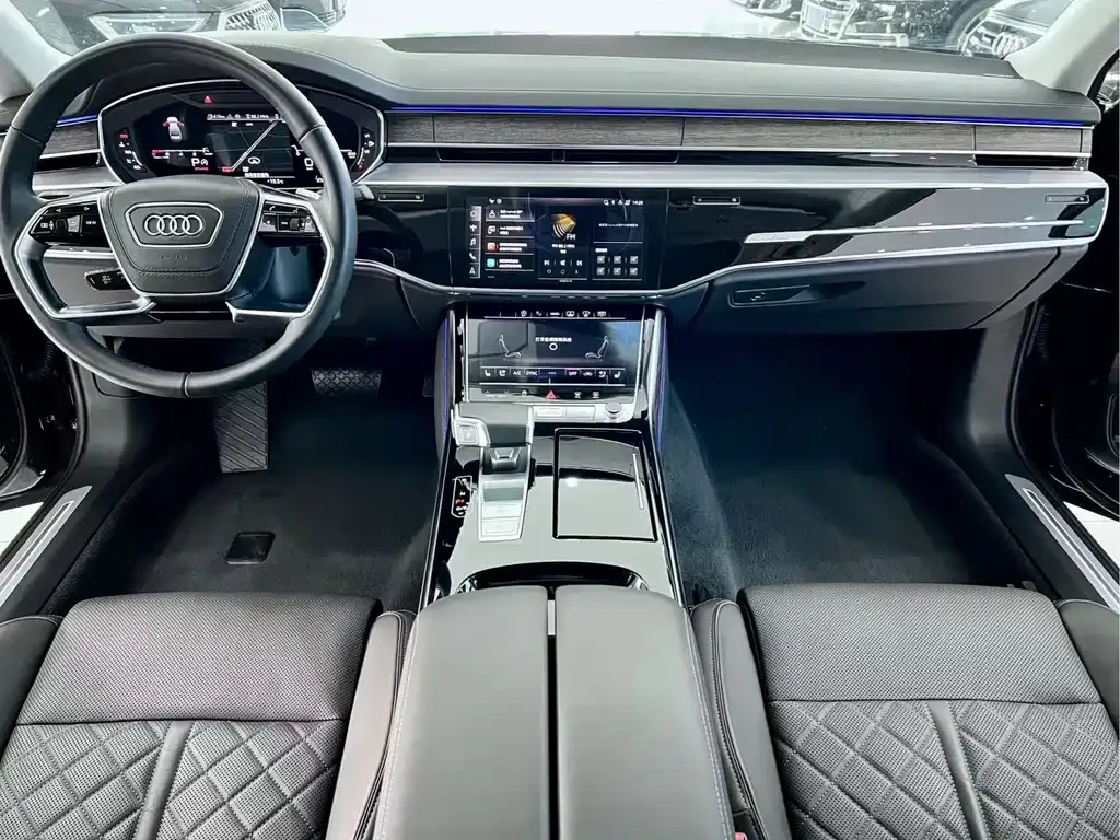 Audi A8 2024 из CN, фото 8