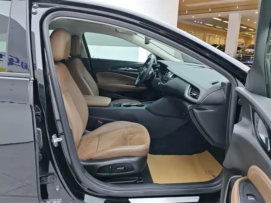 Buick Regal 2023 из CN, фото 6